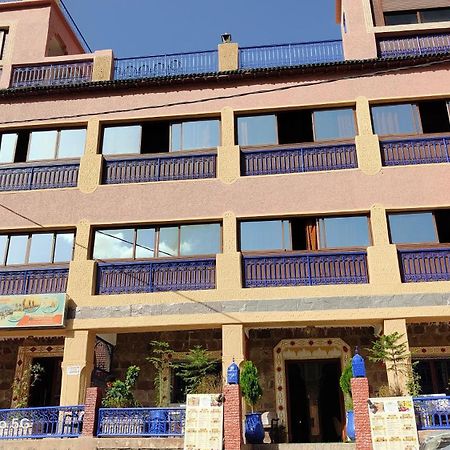 Hotel Restaurant Les Etoiles Du Toubkal 伊姆利尔 外观 照片