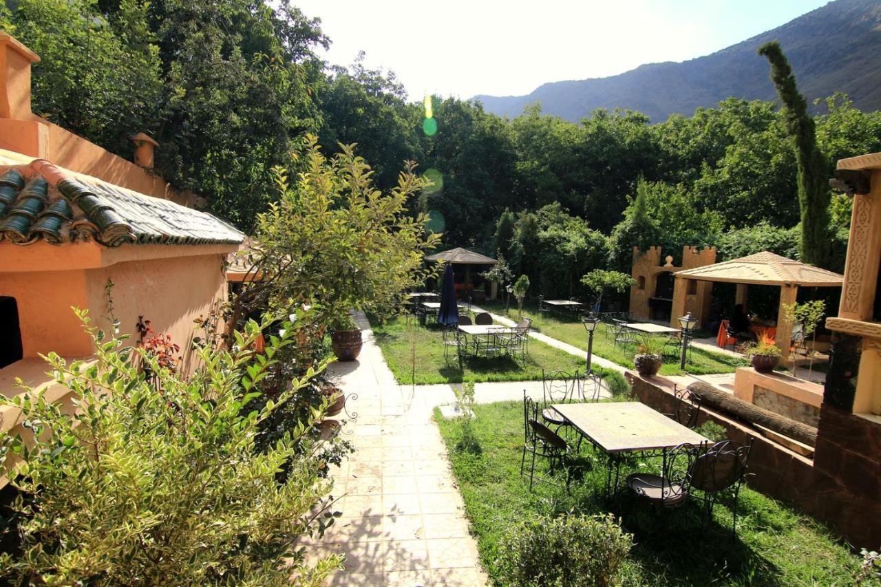 Hotel Restaurant Les Etoiles Du Toubkal 伊姆利尔 外观 照片