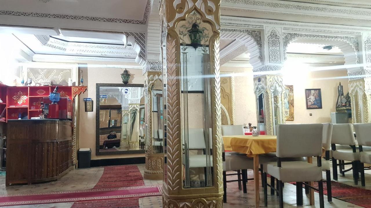 Hotel Restaurant Les Etoiles Du Toubkal 伊姆利尔 外观 照片