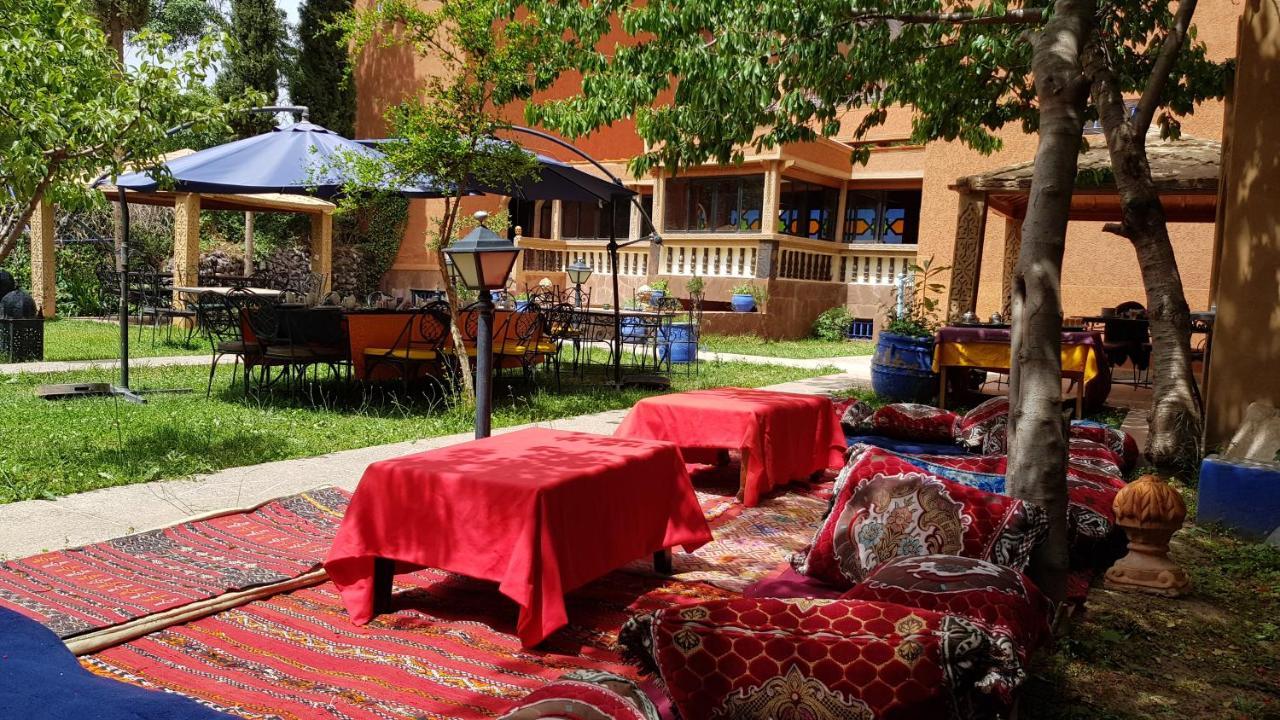 Hotel Restaurant Les Etoiles Du Toubkal 伊姆利尔 外观 照片