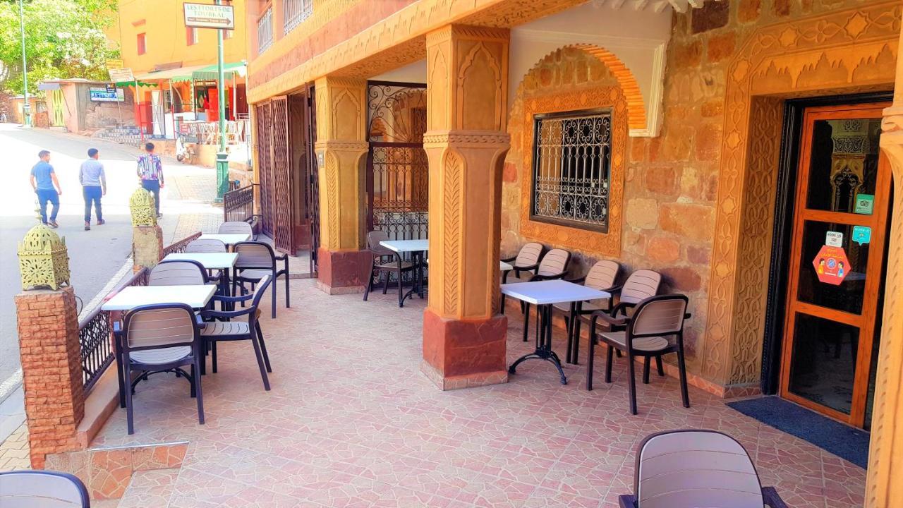 Hotel Restaurant Les Etoiles Du Toubkal 伊姆利尔 外观 照片